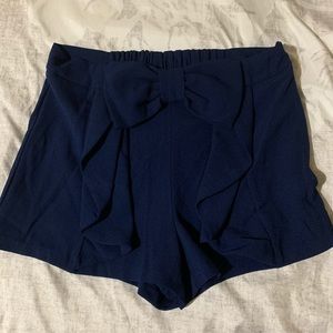 Navy Bow Front Shorts 🎀